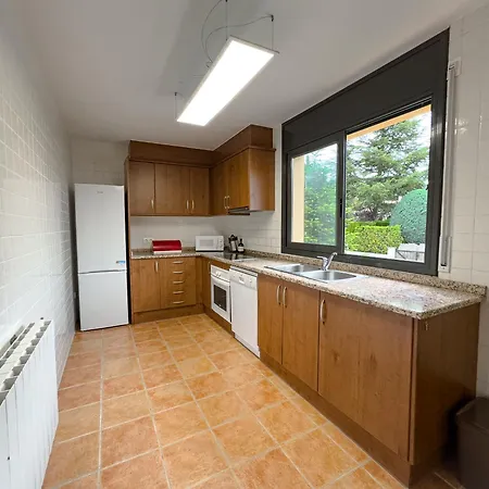 Holiday home Caserna 13 - Moderna Casa De Pueblo En Macanet